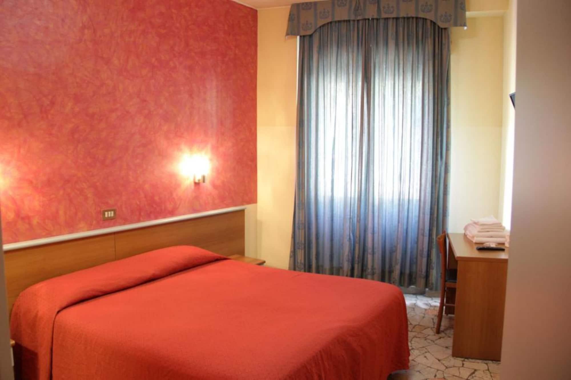 Hotel Del Sud Милано Екстериор снимка
