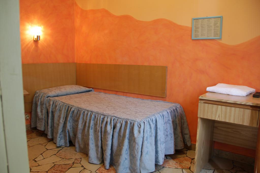 Hotel Del Sud Милано Екстериор снимка