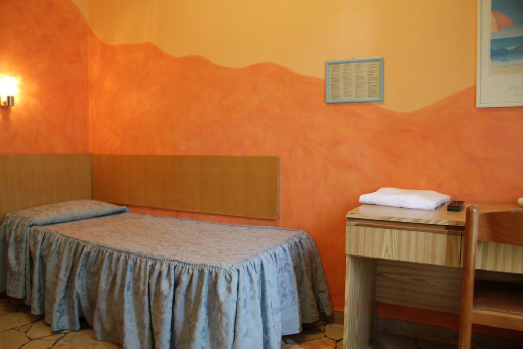Hotel Del Sud Милано Екстериор снимка